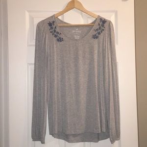 Gray Embroidered American Eagle long sleeve